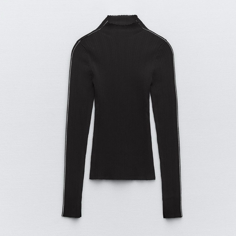 ZARA - NWT Fitted Knit Mock Neck Top